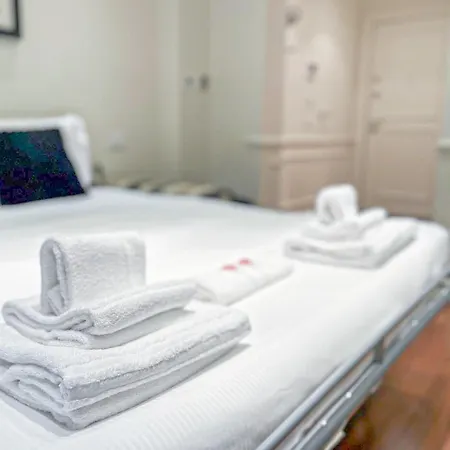 Apartment Foro Exclusive - 5 Mins From Duomo Mailand