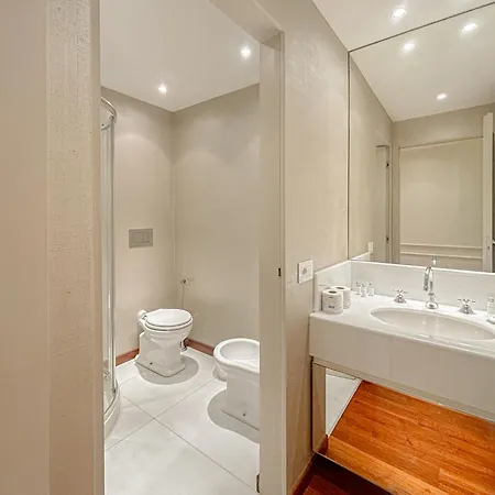 Foro Exclusive - 5 Mins From Duomo Apartment *
